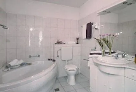 L'antica Ruota - Zum Alten Wasserrad Hotell Annweiler am Trifels