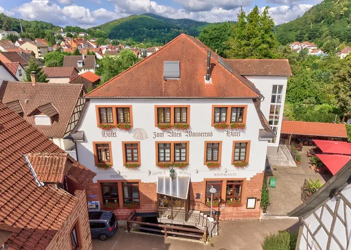 L'antica Ruota - Zum Alten Wasserrad Hotel